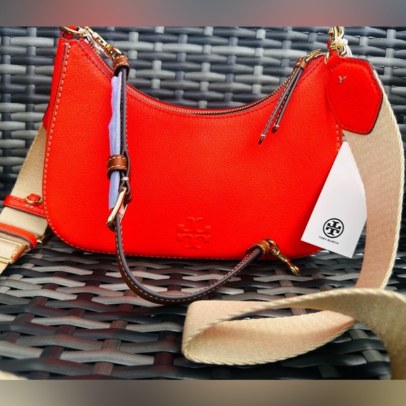 Tory Burch Thea Textured Convertible Leather Crossbody - Picture 11 of 11